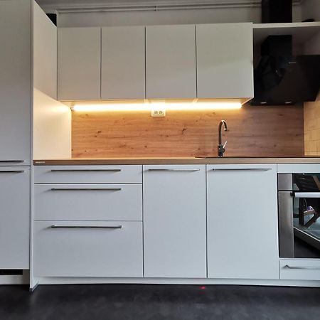 Apartmaji Ela 1 Lägenhet Izola Exteriör bild